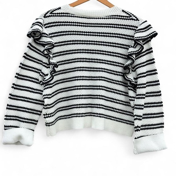 Size Medium, Cable Knit Striped Ruffle Sweater Crop – Black & White 2010 vibes - Picture 3 of 8